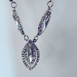 C. Silver Tone Crystal Teardrop Snowflake Bib Statement Necklace 8.5 inches